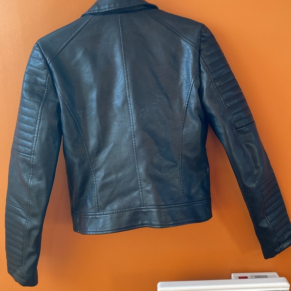 Vera Moda Leather Jacket - Picture 8 of 11